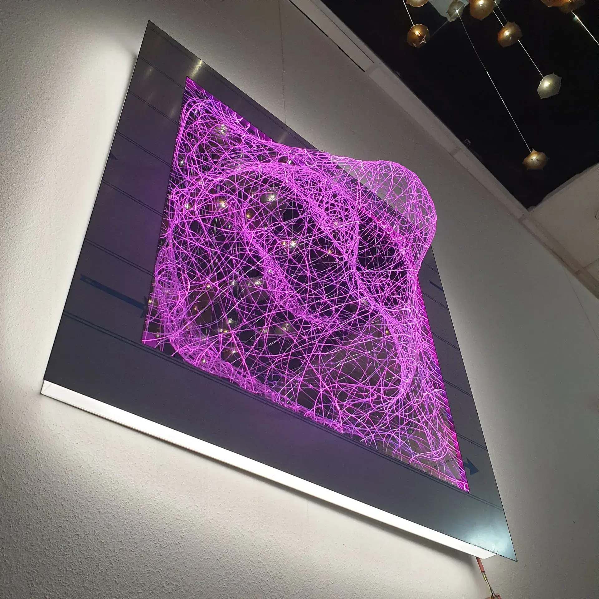 Fibre optic RGBW 3D chandelier wall ceiling luminaire