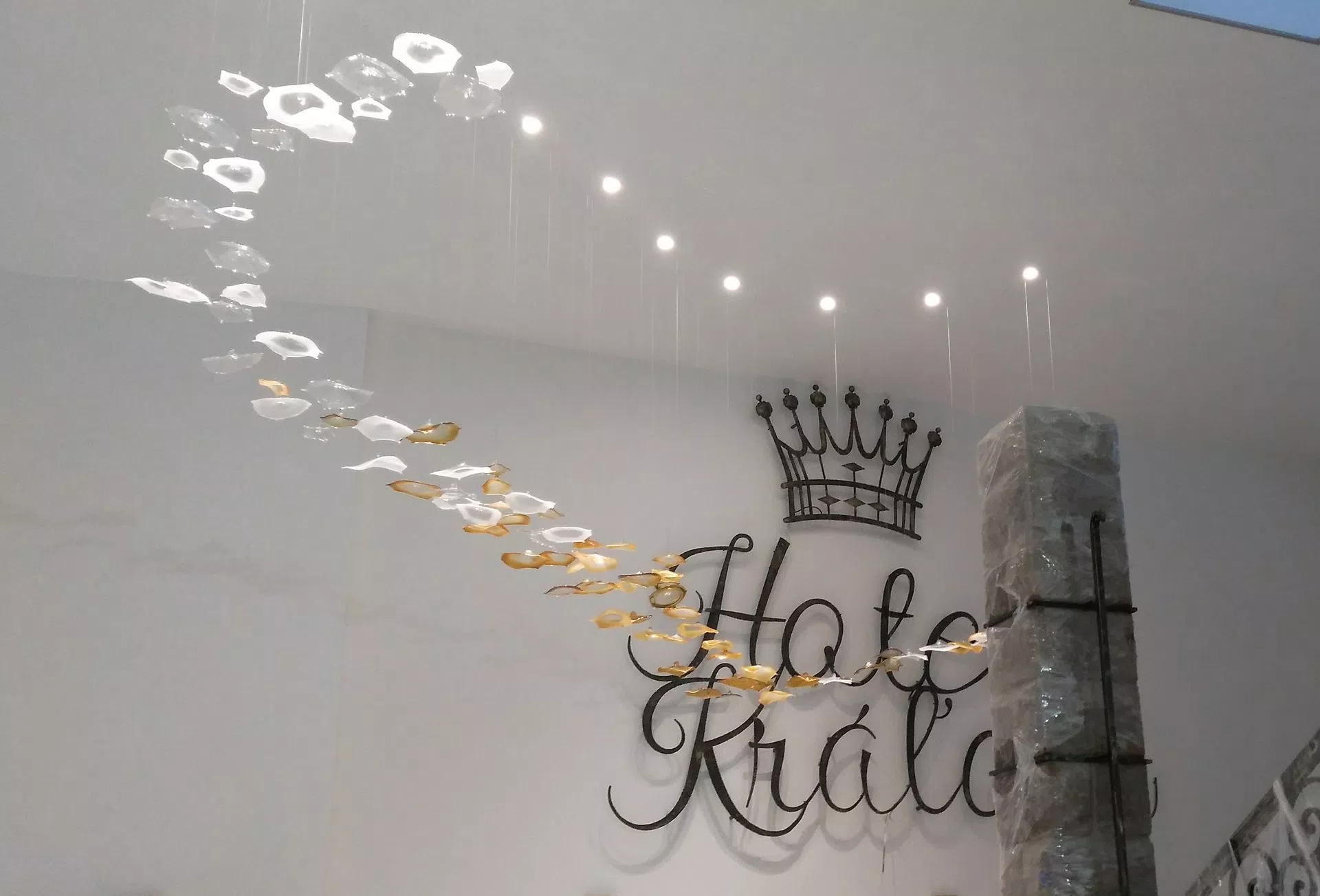 Glas sculpture enlighted by custom made LED power downlights