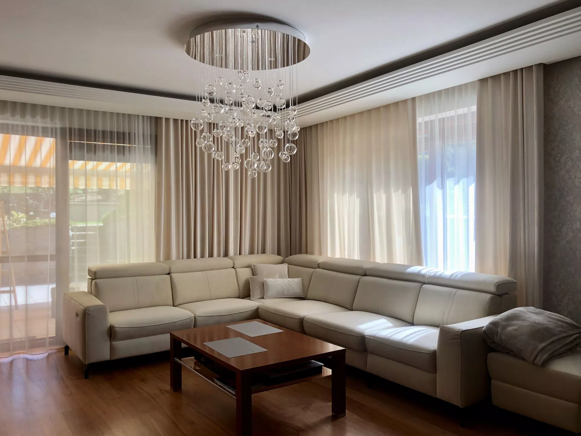 Aquila fiber optic chandelier in livingroom